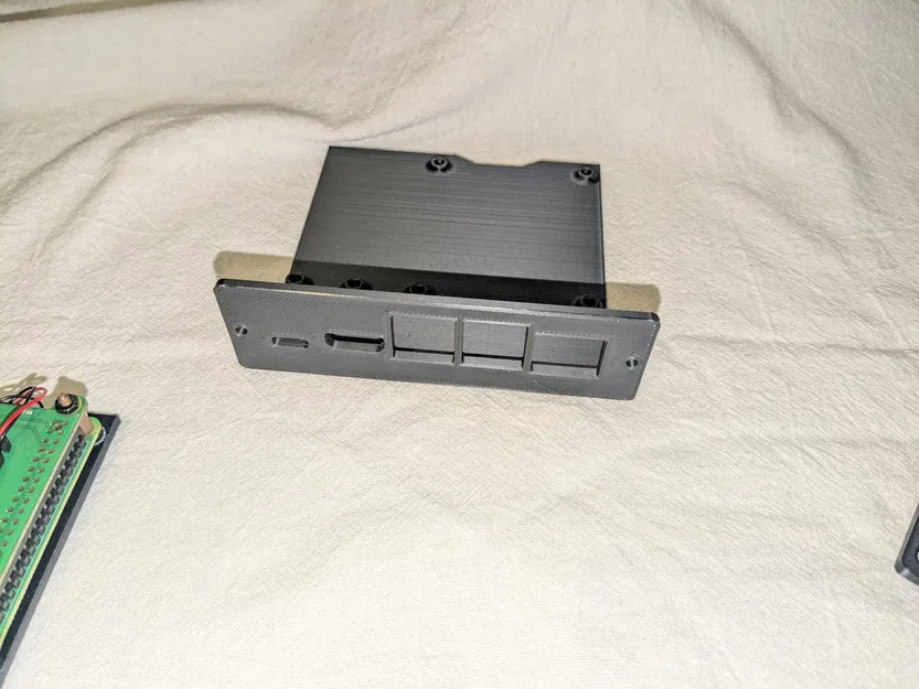 Khung gắn Rack 10 inch cho hai Raspberry Pi với DeskPi KL-P24 - Image 2