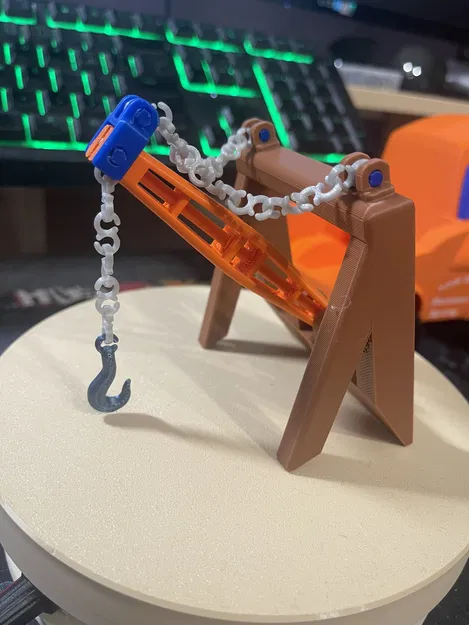 Mô hình xe hoạt hình – Xe kéo “Tow Mater” từ phim Cars - Image 16