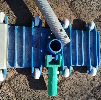 Giá đỡ ống cho dụng cụ vệ sinh hồ bơi (Pool tool pipe bracket)