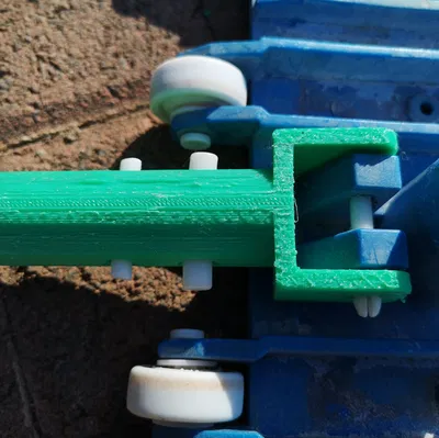 Giá đỡ ống cho dụng cụ vệ sinh hồ bơi (Pool tool pipe bracket)