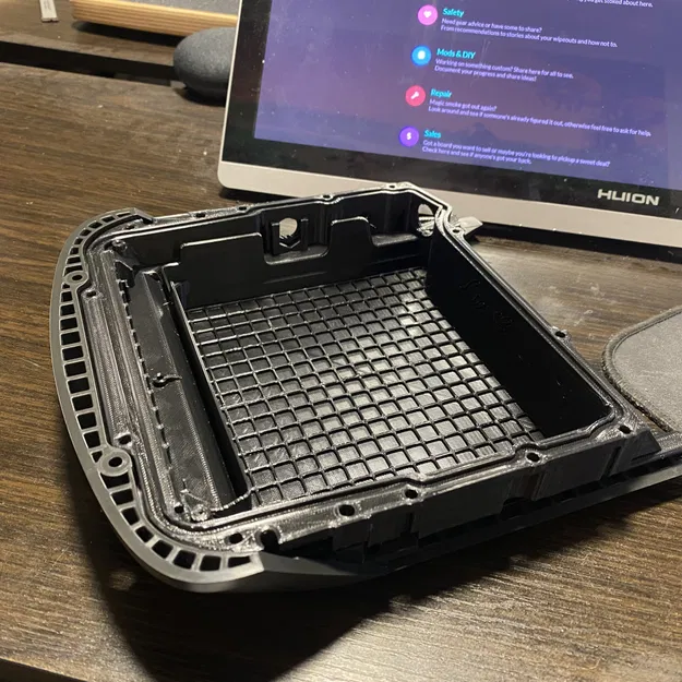 Vỏ hộp pin phía dưới cho Onewheel Pint X - Image 13