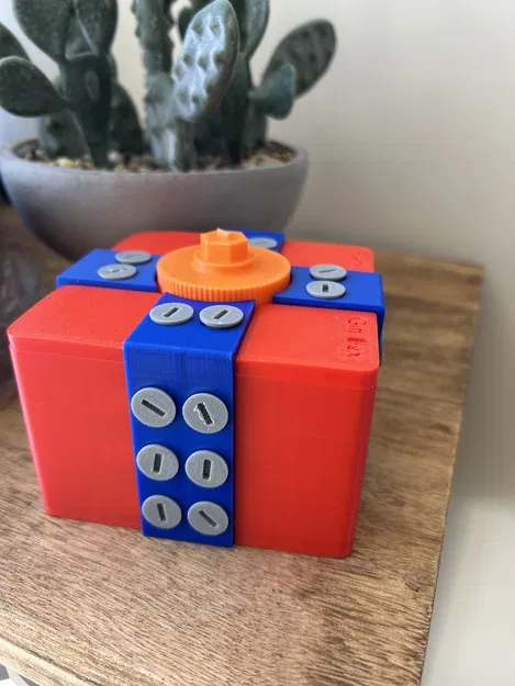 Ultimate Prank Gift Box – Chiếc Hộp Quà Tinh Quái - Image 1