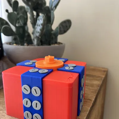 Ultimate Prank Gift Box – Chiếc Hộp Quà Tinh Quái