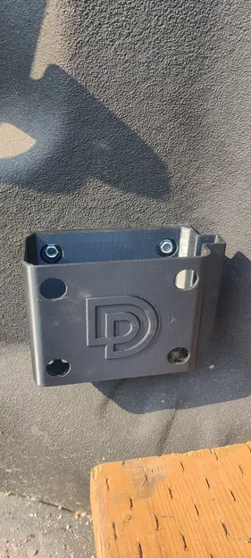 Giá đỡ dung dịch phụ gia nhiên liệu Diesel - Image 2