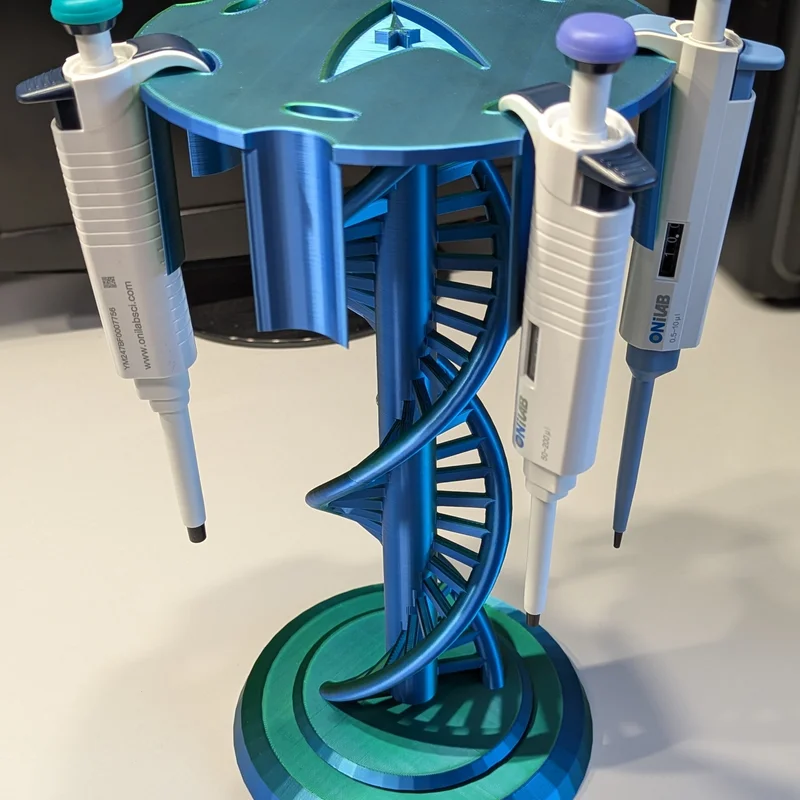 Giá đỡ pipette xoay kèm mô hình xoắn DNA, có thể tùy chỉnh