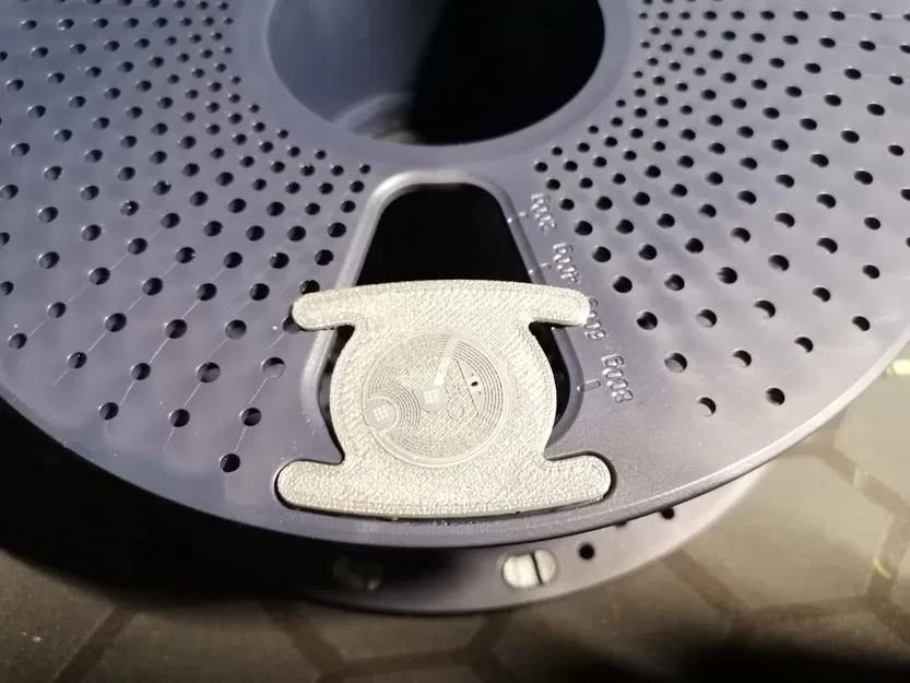 Kẹp gắn thẻ NFC tái sử dụng cho cuộn nhựa Sunlu (Tương thích Anycubic ACE) - Image 1