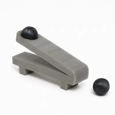 Mini Desktop Catapult – Thiết kế nhỏ gọn, phóng tầm xa!