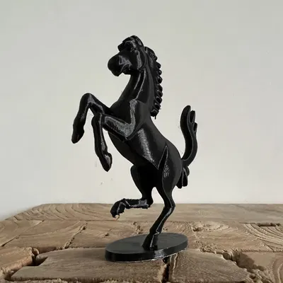 Biểu tượng chú ngựa chồm Ferrari - Cavallino Rampante