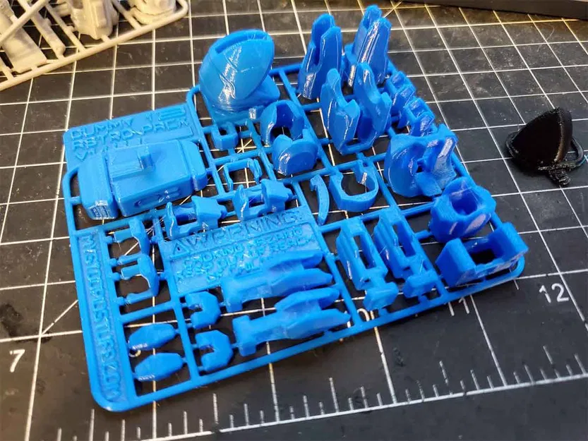 Dummy13 Lên Mặt Trăng - Phiên bản Phi hành gia (Bản in đơn màu kèm tùy chọn thẻ) - Image 4