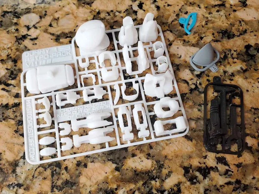 Dummy13 Lên Mặt Trăng - Phiên bản Phi hành gia (Bản in đơn màu kèm tùy chọn thẻ) - Image 6