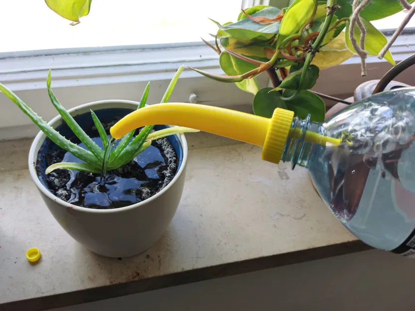 Đầu vòi rót nước cho chai PET có kèm kênh thông khí - Image 2