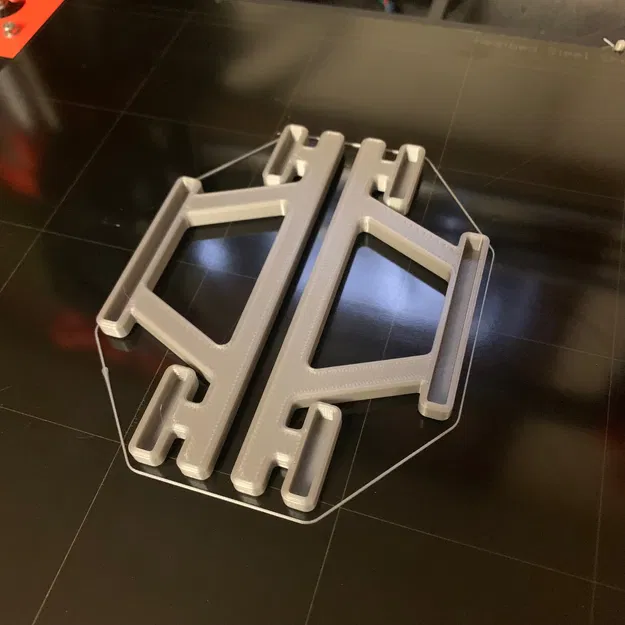 Bàn ăn dã ngoại cho sóc chuột (Chipmunk Picnic Table) - Image 5