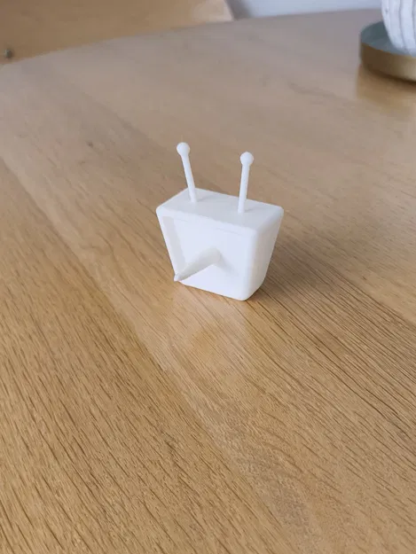 Mô hình 3D đầu Mr. Tenna (Deltarune) trang trí bàn làm việc - Image 1