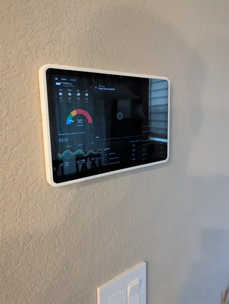 Giá Treo Tường Cho Máy Tính Bảng Lenovo M11 (2024) - Image 1