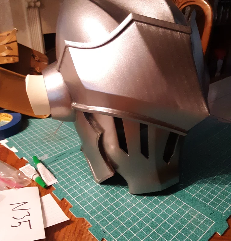 Goblin Slayer - Mũ giáp
