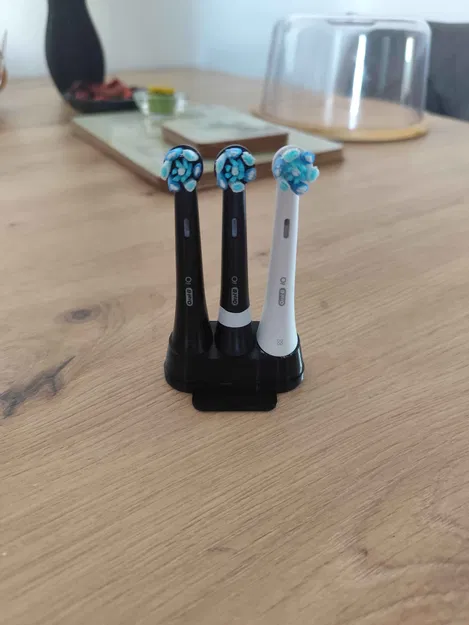 Các mẫu đế để bàn chải Oral B iO - Image 2