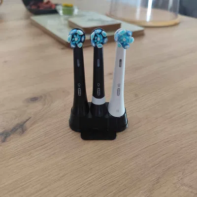 Các mẫu đế để bàn chải Oral B iO