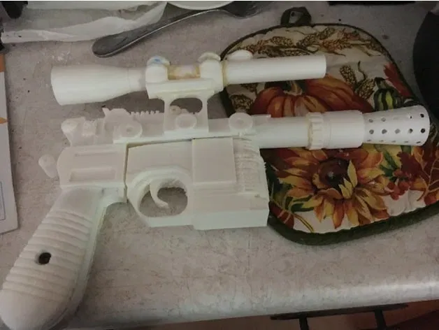 Mô hình Hans Solo Blaster từ Star Wars - Image 9