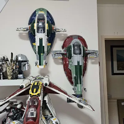Giá Treo Tường Cho LEGO 75409 UCS Jango Fett Starship (Slave 1)