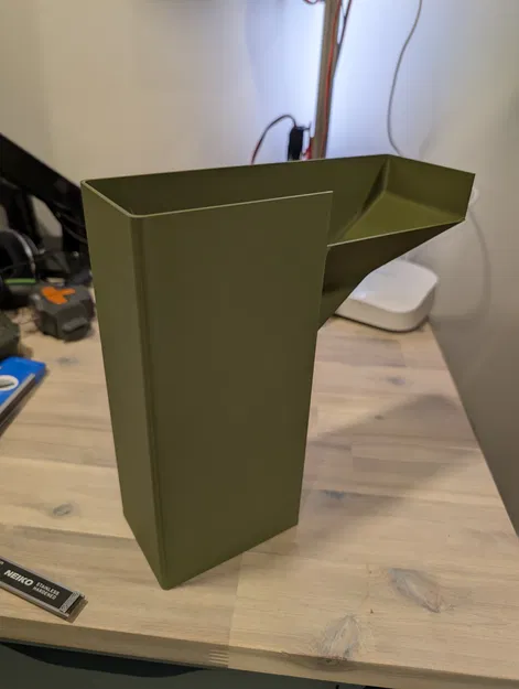 Khay hứng rác nhựa (Poop Chute) gọn nhẹ cho Qidi Plus 4 - Image 4