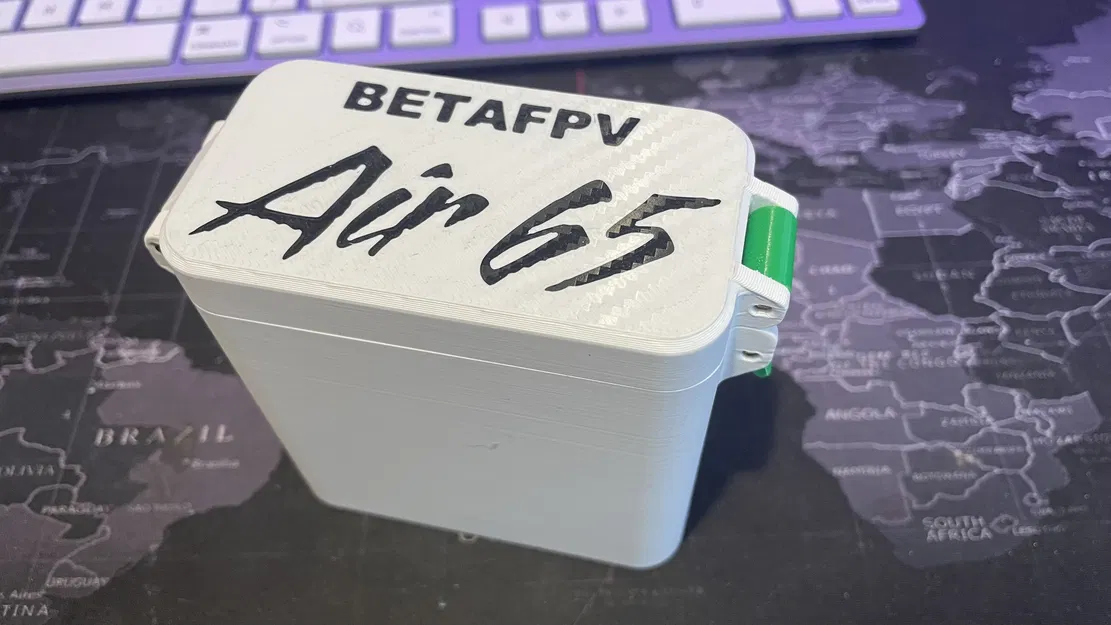 Hộp đựng BetaFPV Air65: Bảo vệ Drone và 10 viên pin tiện lợi - Image 1