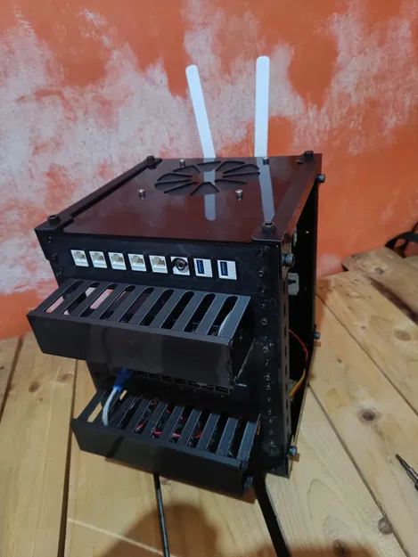 Tủ mạng 6U mini cho home lab - Image 4