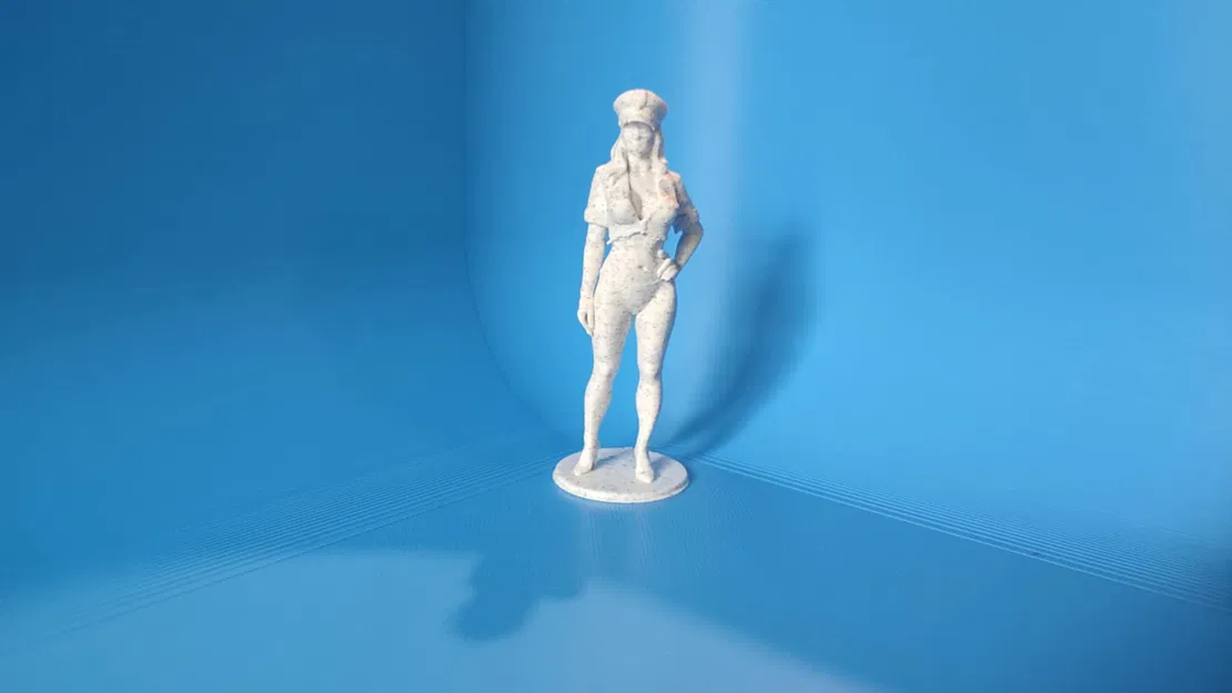 Mô hình nữ cảnh sát 12cm đầy cá tính cho người yêu in 3D - Image 3