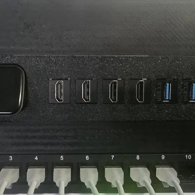 Ngàm gắn JetKVM 8 khe Keystone cho tủ Rack 10-inch