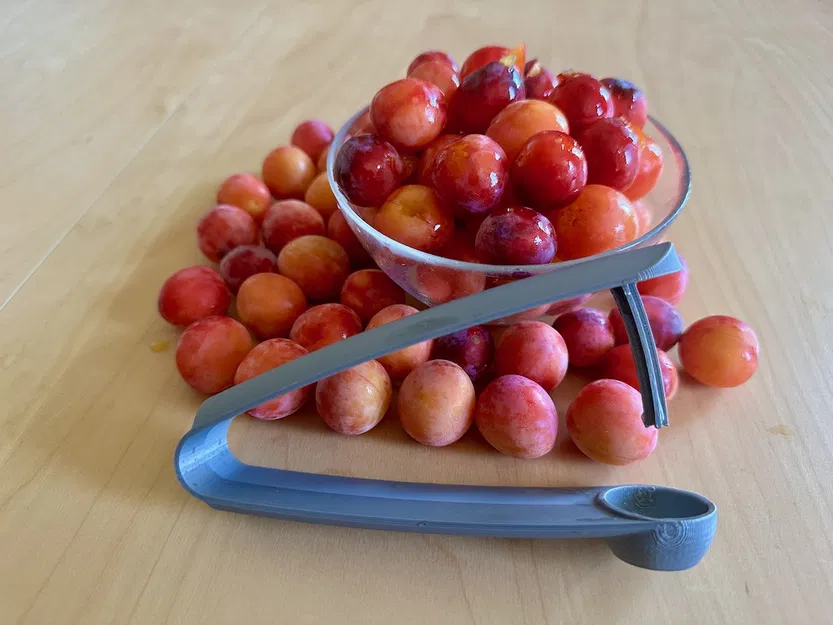 Dụng cụ lấy hạt anh đào và mận mirabelle - Image 1