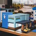 Bộ Mô Hình Dutch Bros Coffee - Diorama Tỉ Lệ 1:64 - Thumbnail 12