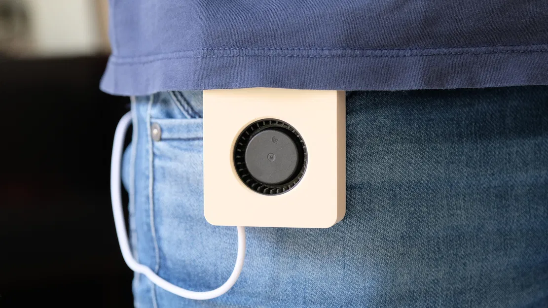 Vỏ quạt mini gắn áo & để bàn (T-shirt & Desk Fan) - Image 2