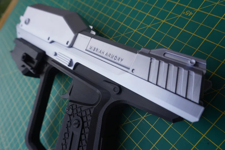 Mô hình Halo Magnum có thể cử động được - Image 5