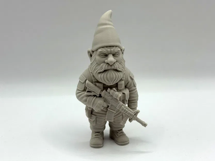 Chú Lùn Đặc Nhiệm - Special Ops Garden Gnome - Image 1