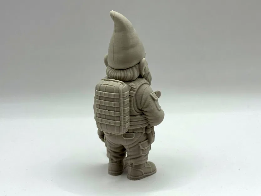 Chú Lùn Đặc Nhiệm - Special Ops Garden Gnome - Image 2