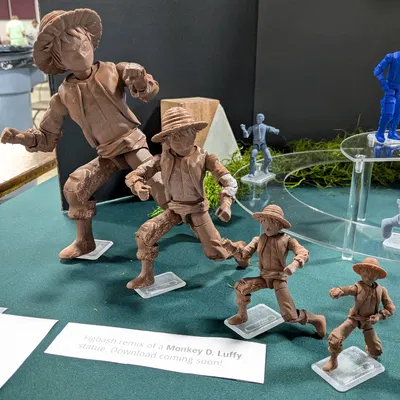 Mô hình hành động Luffy khớp nối in liền khối Figbash