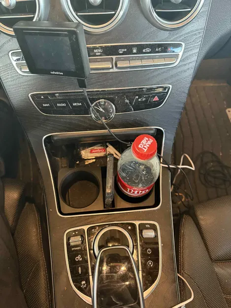 Đế giữ ly cho xe Mercedes C-Class (W205) - Image 6