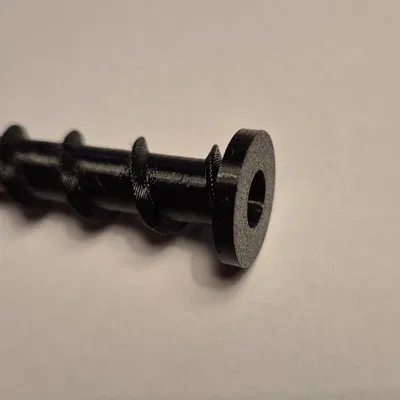 Thiết bị tưới cây tự động từ chai nhựa