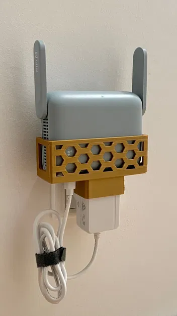 Giá treo ổ cắm cho GL-iNet GL-MT3000 (Beryl AX) (Bản cập nhật v2) - Image 2