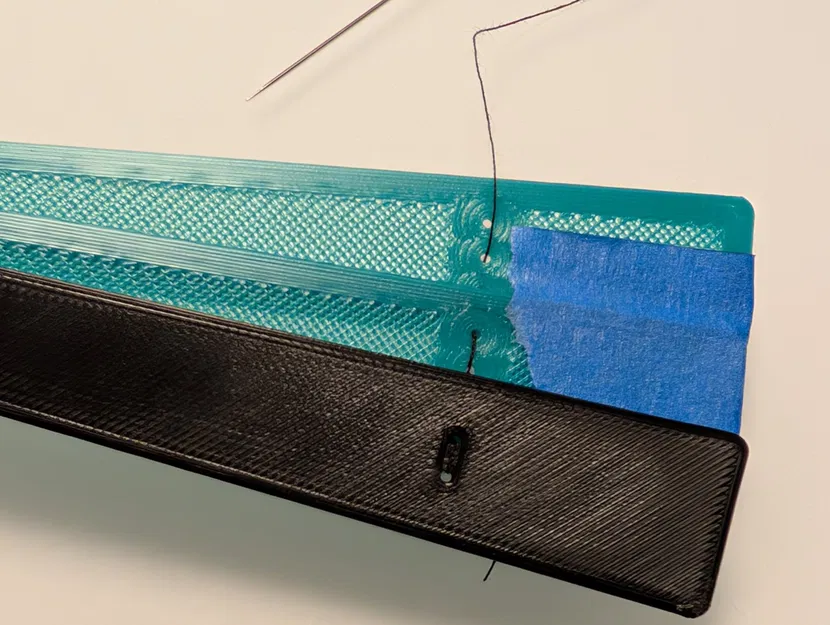 Hand Fan - Quạt xếp cầm tay kiểu truyền thống - Image 5