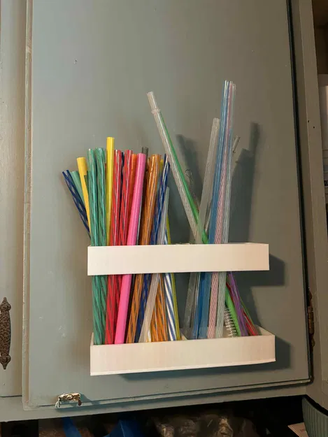 Giá treo ống hút gắn tường 3D tiện lợi cho nhà bếp gọn gàng - Image 1