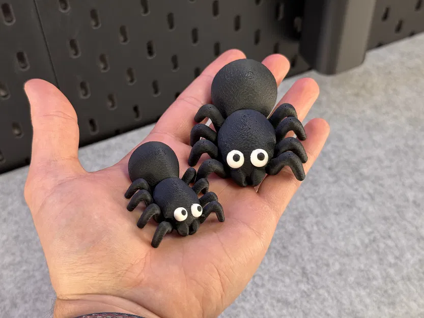 Nhện Cưng Cử Động Được (Articulated Cute Spider) - Image 1
