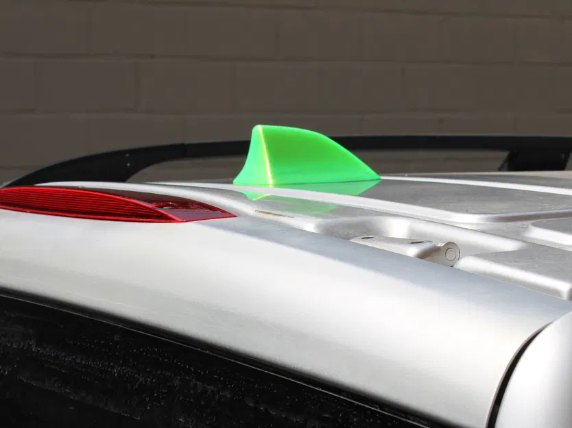 Ốp Vây Cá Mập Cho Ăng-ten Xe W639 | Viano & Vito - Image 1