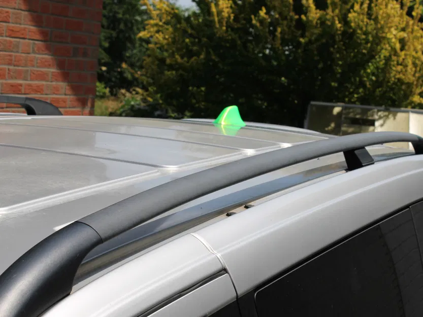 Ốp Vây Cá Mập Cho Ăng-ten Xe W639 | Viano & Vito - Image 5