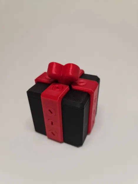 Hộp quà trái tim Valentine kèm ốc vít - Image 8