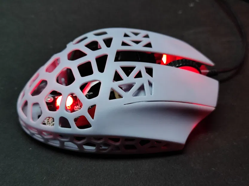 Mod vỏ chuột nhẹ Corsair Scimitar Elite V3.5 - Image 2