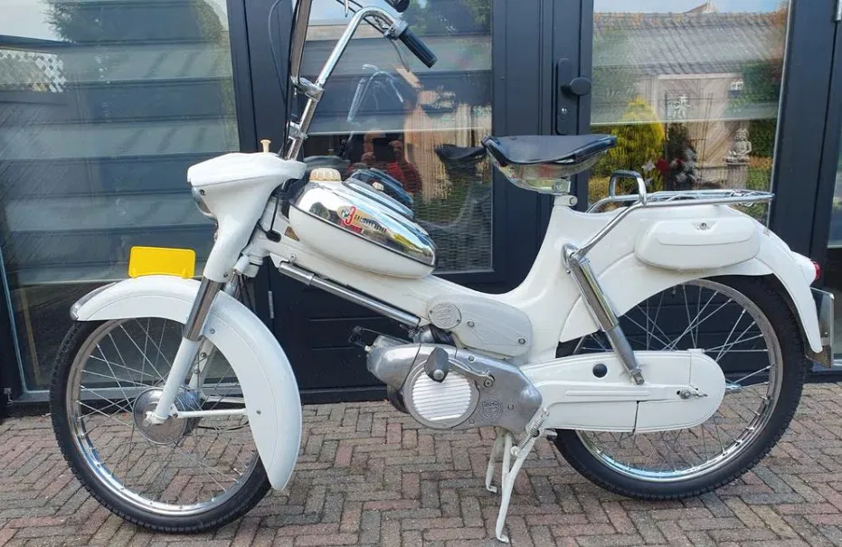 Mô hình Puch VS50 năm 1974 tỉ lệ 1:8 thiết kế bởi Ed van der Heijden - Image 22