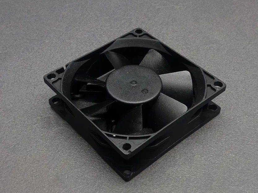 Solar Breeze – Quạt di động chạy bằng năng lượng mặt trời - Image 4