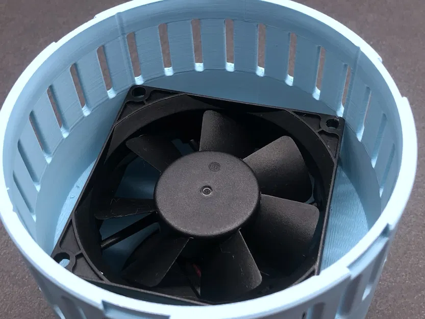 Solar Breeze – Quạt di động chạy bằng năng lượng mặt trời - Image 5