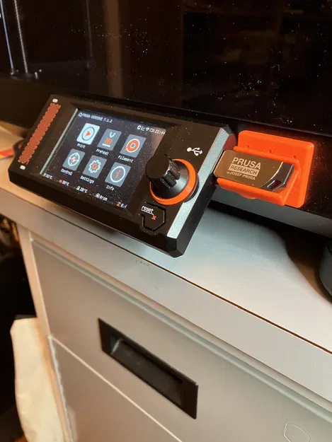 Giá đỡ và bảo vệ cổng USB cho máy in 3D Prusa Core One - Image 2