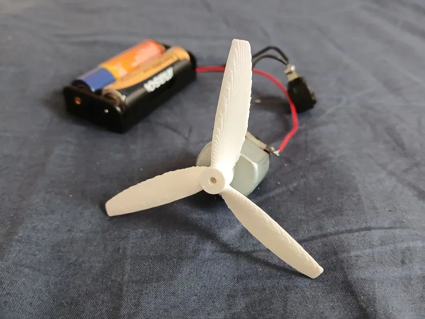 Cánh quạt 3 cánh mini cho động cơ 3V - In 3D dễ dàng - Image 1